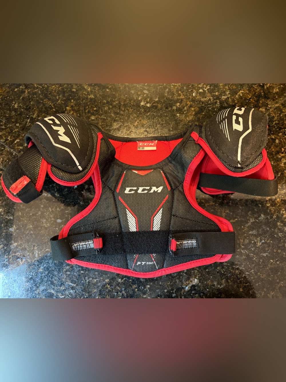 CCM JetSpeed FT350 Hockey YT Shoulder Pads - Youth
